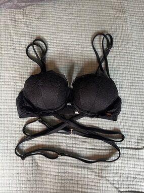 Victoria Secret Pink Black Lace Push-Up Bra with Strappy Back 34B